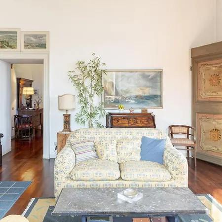 Niobe - Exclusive Lakefront With Private Apartman