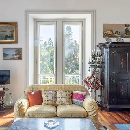 Niobe - Exclusive Lakefront With Private Apartman