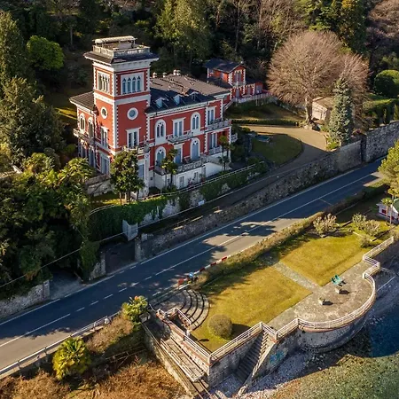 Niobe - Exclusive Lakefront With Private Stresa